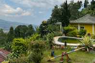 Luar Bangunan Villa Gardenia Puncak