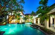 Swimming Pool 5 99/4 Soi Mu Ban Pool Villa