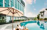 Kolam Renang 3 Songlam Waterfront Hotel