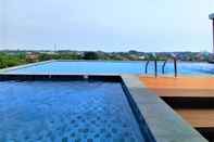 Swimming Pool Front One King Tuban