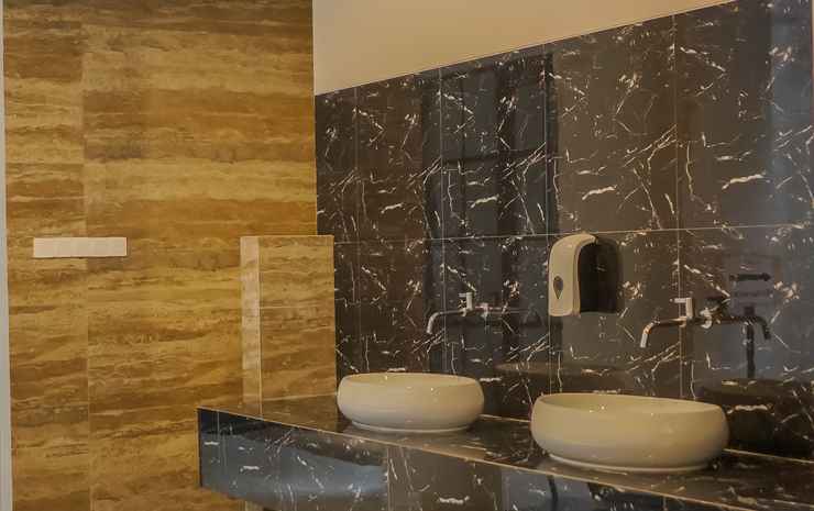Front One King Tuban Lampung Selatan -