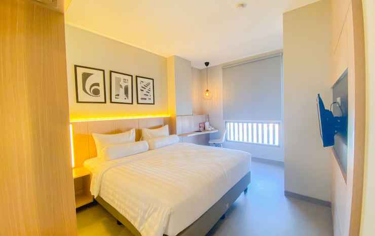 Front One King Tuban Lampung Selatan - Deluxe King Room Only