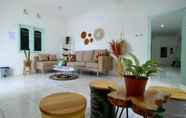 ล็อบบี้ 4 Omah Condro Homestay By The Grand Java