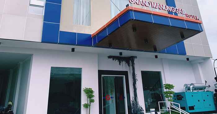 Bangunan Grand Manunggal Hotel