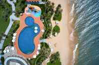 Swimming Pool Radisson Resort Phan Thiet