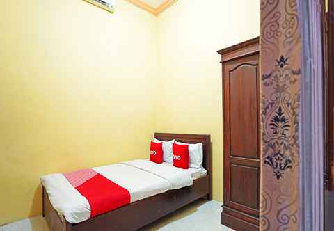 Kamar Tidur OYO 90829 Sahara Homestay Syariah