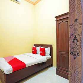 Bedroom 1 OYO 90829 Sahara Homestay Syariah, Pasar Oro Hotels