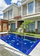 SWIMMING_POOL Maharani Residence