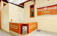 Lobi 6 OYO 90833 Dewanti Syariah Homestay