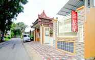 ภายนอกอาคาร 3 OYO 90833 Dewanti Syariah Homestay