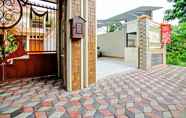 Luar Bangunan 4 OYO 90833 Dewanti Syariah Homestay