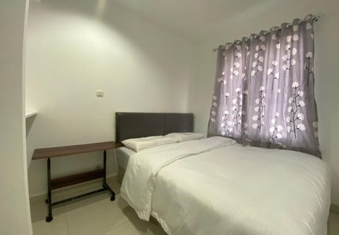 Kamar Tidur OYO 90844 Guesthouse Parung Asri Syariah