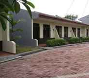 Exterior 4 OYO 90844 Guesthouse Parung Asri Syariah