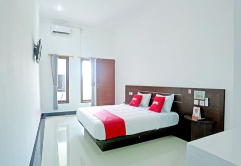 臥室 OYO 90859 Cahaya Guest House