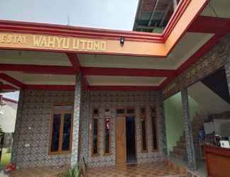 Exterior 2 Wahyu Utomo Syariah