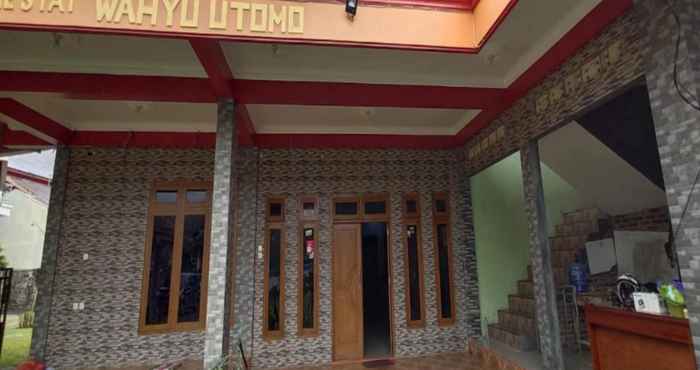 Exterior Wahyu Utomo Syariah