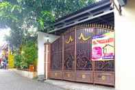 Luar Bangunan OYO 90846 Guesthouse Bintaro Asri Syariah