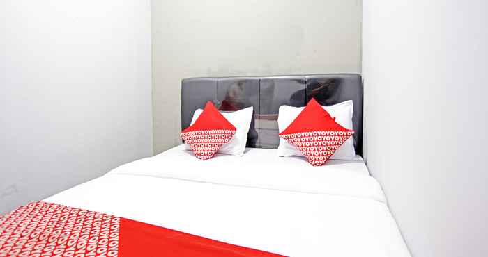 Kamar Tidur Super OYO 90848 J&b Rooms Bekasi