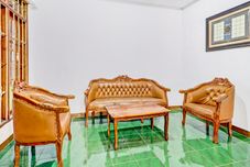 Common Space OYO Homes 90849 Cibeunying Homestay Cibodas Maribaya