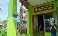 Bên ngoài 7 OYO Homes 90850 Cibeunying Eco Tourism Homestay Cibodas Maribaya 2