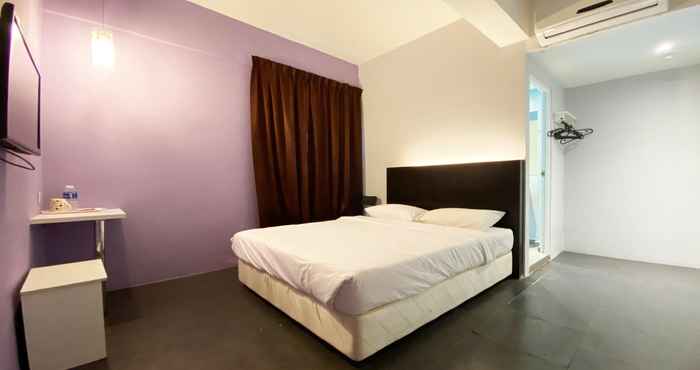 Kamar Tidur OYO 90484 Bright Hotel