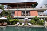 Swimming Pool Langit Teduh Resto and Resort