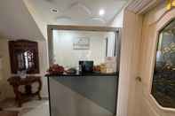 Lobi OYO Home 90425 Embun Homestay 1