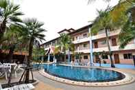 Kolam Renang Ampan Resort & Apartment