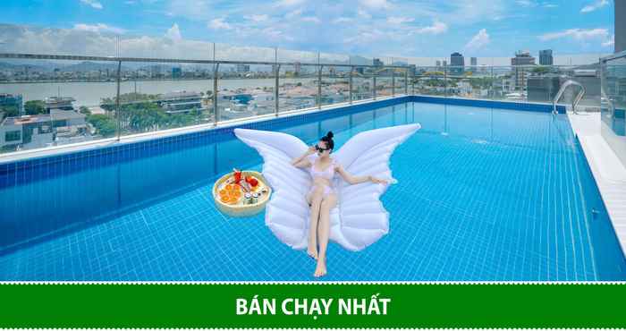 Hồ bơi Santori Hotel And Spa