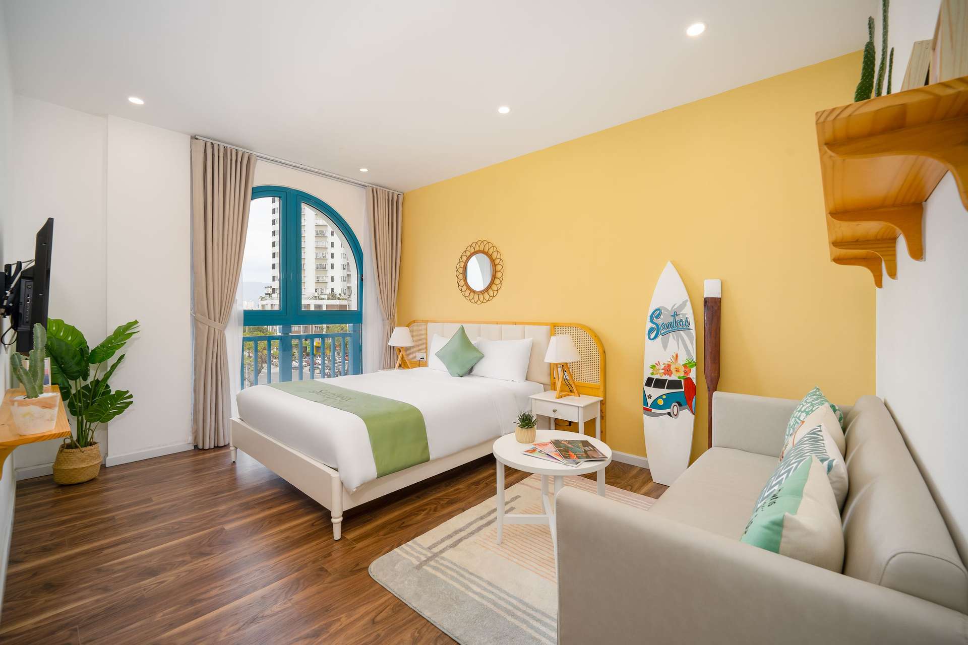 Santori Hotel And Spa khách sạn 3 sao gần biển Mỹ Khê