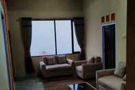 Lobi Homestay Sikunir Dieng