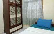 Bilik Tidur 7 OYO Home 90419 Sahar Guesthouse