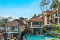 Swimming Pool Sinae Phuket