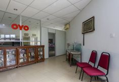 Lobby 5 OYO 90441 Cz Traveler's Hotel