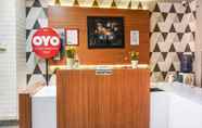 Lobby 5 OYO 90872 Coolz Homestay Tebet Near TIS Square