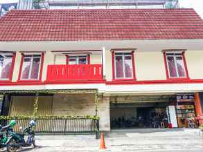 Exterior 4 OYO 90872 Coolz Homestay Tebet Near TIS Square