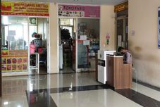 バー、カフェ、およびラウンジ Apartement the suites @metro by IRA ARS PROPERTY