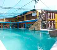สระว่ายน้ำ 5 Alamaris Resort