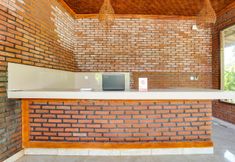 Lobby 6 SPOT ON 90882 Sari Homestay Near Garuda Wisnu Kencana