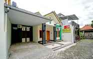 Bên ngoài 5 OYO 90869 Happy Homestay Syariah