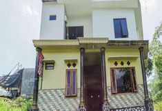 外観 3 OYO 90887 Villa Sri Rejeki