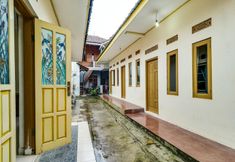 Exterior 5 OYO 90892 My Guest House Syariah