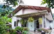 Exterior 5 OYO Homes 90916 Eco Tourism Geopark Rajamandala Homestay Syariah