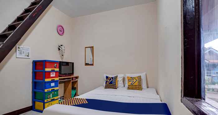 Kamar Tidur OYO Homes 90917 Eco Tourism Geopark Padalarang Homestay Syariah