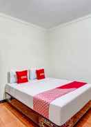 BEDROOM OYO Flagship 90899 Comfitel Siwalankerto Aa6