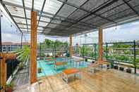 Swimming Pool SUPER OYO 90905 Dangau Datuk Guesthouse