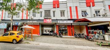 Exterior 2 OYO 90927 Homestay Tentrem 2