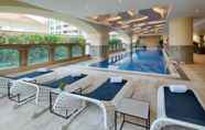 Swimming Pool 2 Sherwood Suites