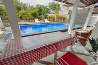 Bar, Cafe and Lounge VILLA TIO' WITH PRIVATE POOL BY N2K