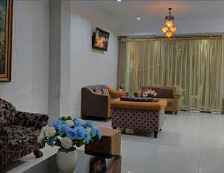 Lobi 2 Hatta Hotel